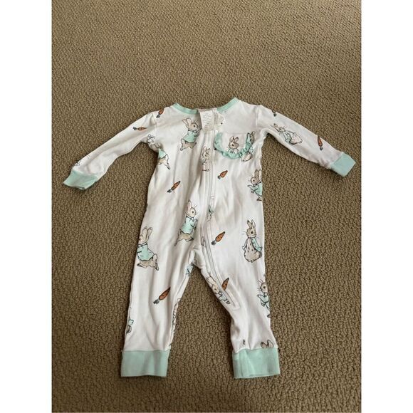 Posh Pickle 12m Peter Rabbit Zip Romper - Picture 1 of 4